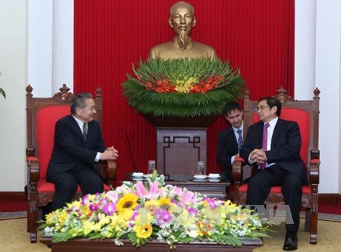 Зампред Компартии Японии, глава комитета КПЯ по международным отношениям посещает Вьетнам - ảnh 1